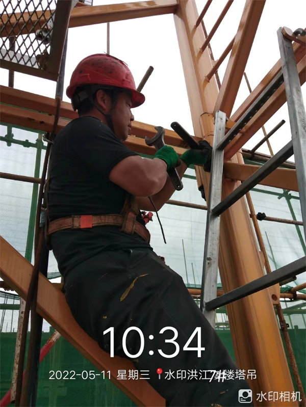 懷化市德邦工程機(jī)械有限公司,湖南建筑起重機(jī)械的租賃,湖南施工升降機(jī)租賃,湖南塔式起重機(jī)租賃 懷化市德邦工程機(jī)械有限公司,湖南建筑起重機(jī)械的租賃,湖南施工升降機(jī)租賃,湖南塔式起重機(jī)租賃